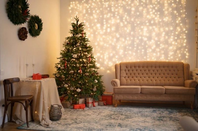 Make Your Home Sparkle During the Holidays With Beautiful Christmas Ornaments: Tips For Choosing Designs That Will Last and Bring Joy Every Year