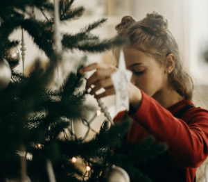 Finding the Most Realistic 8-foot Christmas Tree: A Guide to Choosing